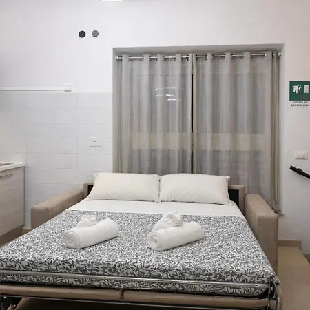 Colosseo 1 Min Metro Vittorio Emanuele